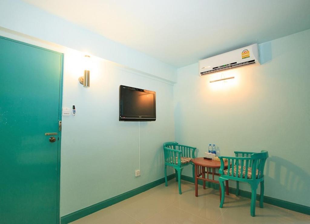 Juldis J2 Khao Yai Hotel - Sha And Sha Plus Certified Mu Si Room photo